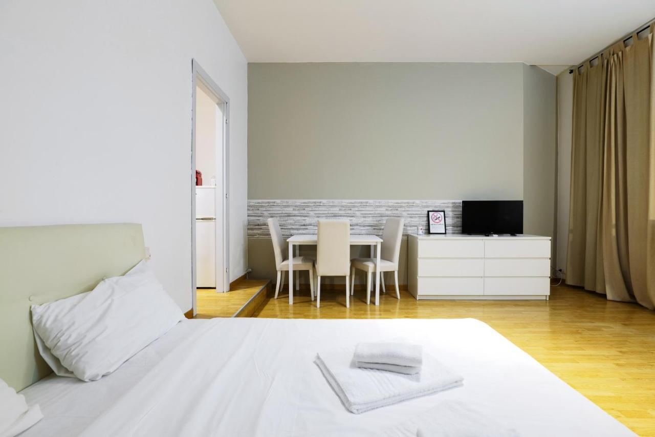 Cadorna Apartments Милан Экстерьер фото
